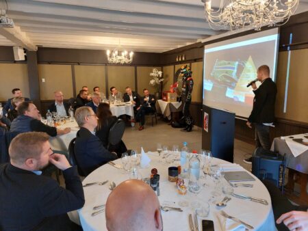 20211217_130438-1-1536×1152