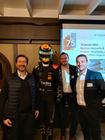 20211217_152327-1152×1536